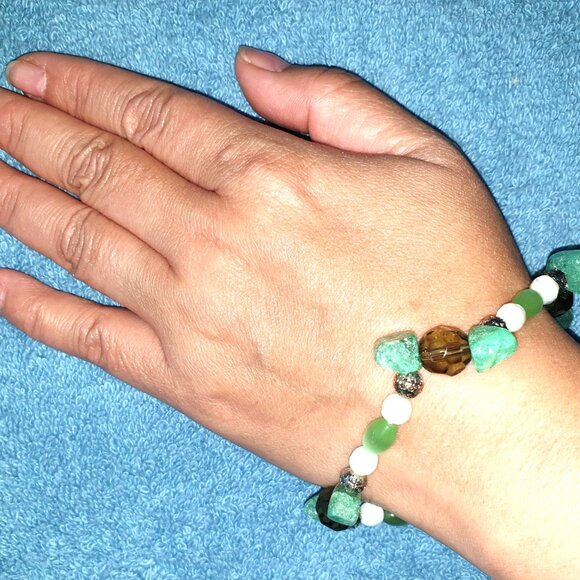 Pretty Hand Made Natural Serpentine Aventurine Fluorite Silver Beaded Bracelet - Picture 5 of 9